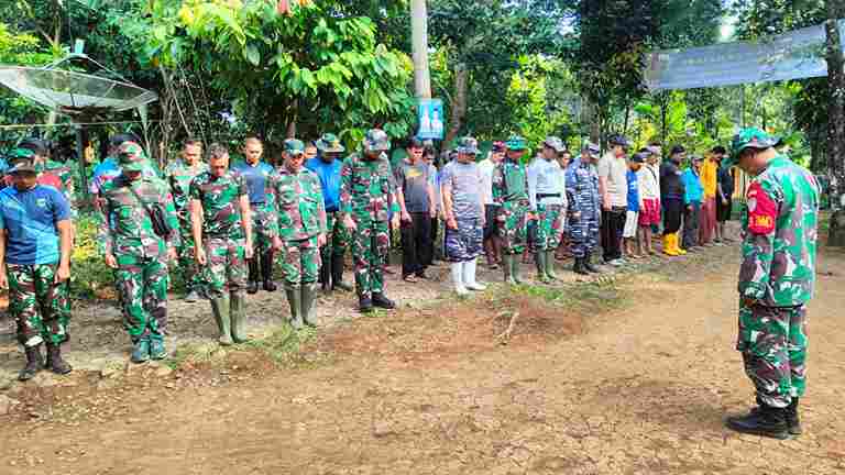 TMMD 121 Kodim 0601/Pandeglang Hari ke Empat Diawali Apel Pengecakan Personel