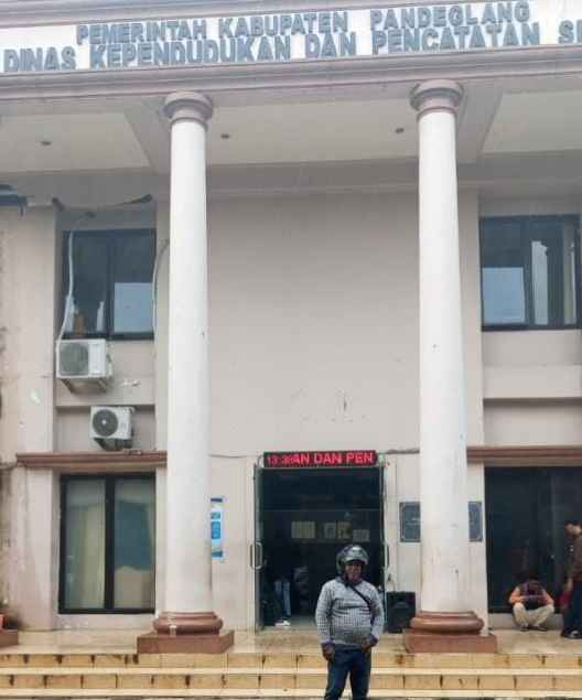 Dugaan Pungli Cemari Layanan Disdukcapil Pandeglang