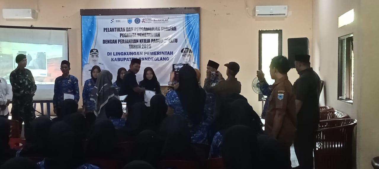 145 Peserta P3K Paruh Waktu di Wilayah Kecamatan Karang Tanjung Terima SK 