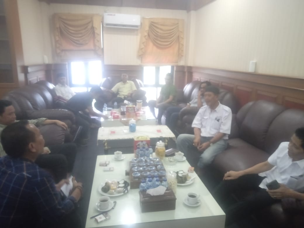 Adanya Dugaan Pungli Parkir, Direktur CV. Arga Pratama Ngadu ke DPRD 
