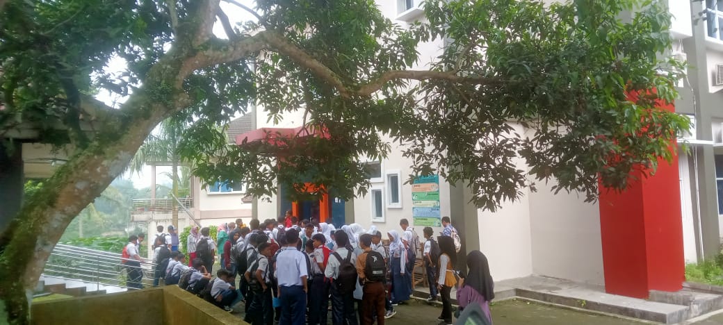 SMKN 2 Pandeglang Makin Diminati, Siswa Pendaftar SPMB 2025 Meningkat