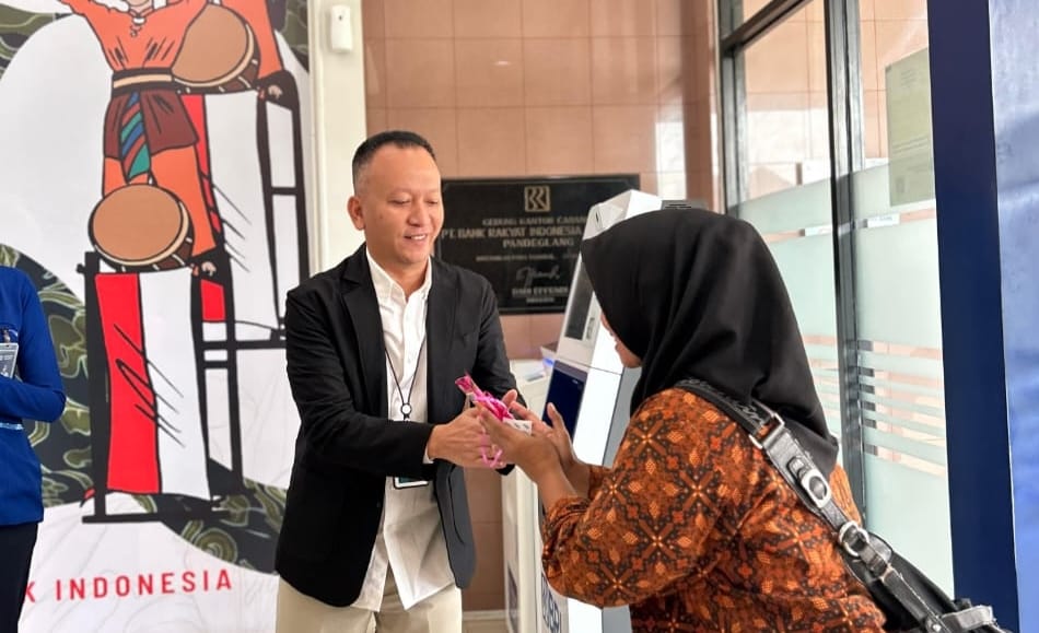 Rayakan Harpelnas, BRI Pandeglang Berikan Merchandise Gratis